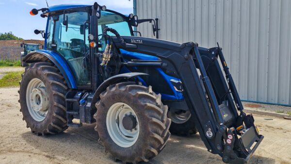 Valtra A115MH & G4s loader